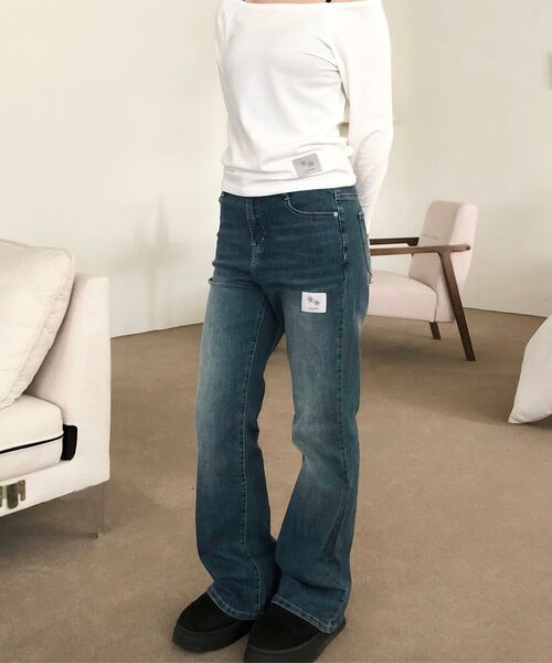 COIRIS_(コイリス)の「リオラブーツカットデニムパンツ(デニムパンツ・レディース・ダークブルー・SMALL/MEDIUM)」の9枚目の写真