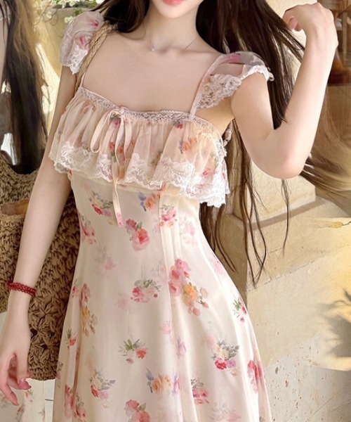 AMAJI（アマジ）の「花柄 フレンチテイスト フレアワンピース（ワンピース・レディース・マルチ・X-LARGE/LARGE/MEDIUM/SMALL）」の3枚目の写真
