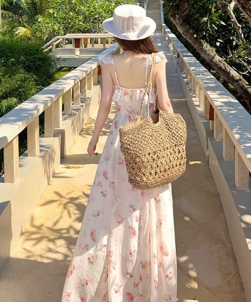 AMAJI（アマジ）の「花柄 フレンチテイスト フレアワンピース（ワンピース・レディース・マルチ・X-LARGE/LARGE/MEDIUM/SMALL）」の5枚目の写真