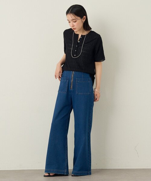 Omekashi(オメカシ)の「2wayレースヘンリースリットTシャツ(Tシャツ/カットソー・レディース・アイボリー/ブラック/オフホワイト・FREE)」の6枚目の写真