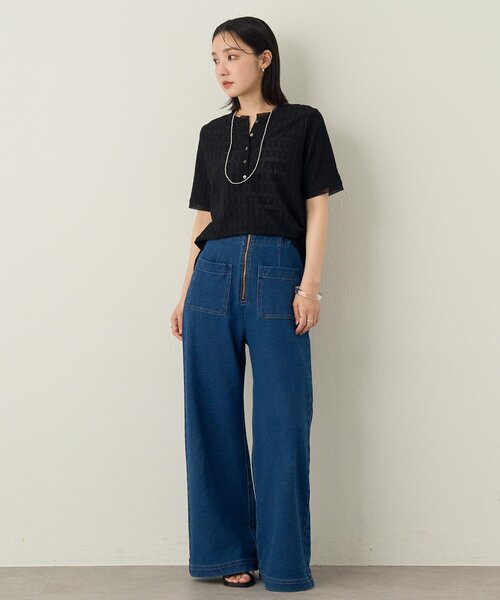 Omekashi(オメカシ)の「2wayレースヘンリースリットTシャツ(Tシャツ/カットソー・レディース・アイボリー/ブラック/オフホワイト・FREE)」の7枚目の写真