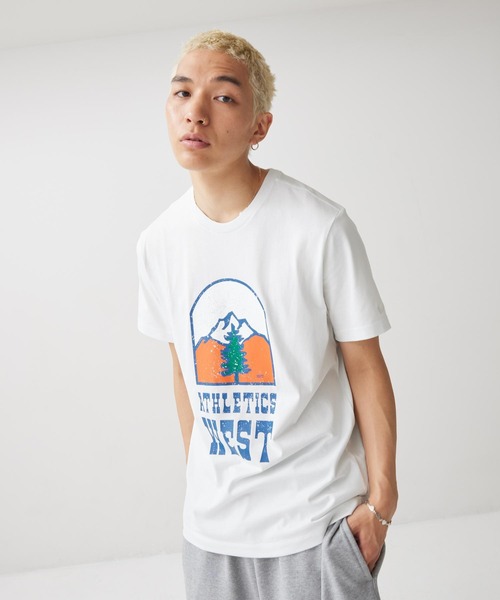 NIKE(ナイキ)の「ナイキ スポーツウェア メンズ Tシャツ / Nike Sportswear Men's T-Shirt IR6456-121 Summit White(Tシャツ/カットソー・メンズ・アイボリー・XL/S/M/L/2XL)」の3枚目の写真