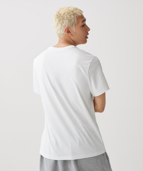NIKE(ナイキ)の「ナイキ スポーツウェア メンズ Tシャツ / Nike Sportswear Men's T-Shirt IR6456-121 Summit White(Tシャツ/カットソー・メンズ・アイボリー・XL/S/M/L/2XL)」の4枚目の写真