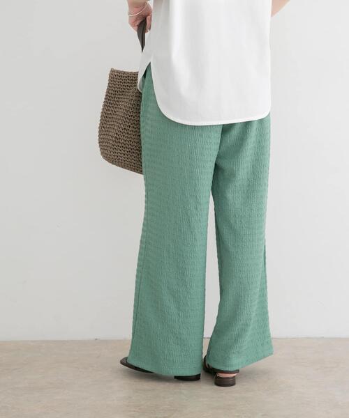 ITEMS URBANRESEARCH(アイテムズ アーバンリサーチ)の「『UVカット/接触冷感』カットヨウリュウイージーパンツ(楽着シリーズ)(その他パンツ・レディース・グリーン/ブラウン/オフホワイト・FREE)」の18枚目の写真