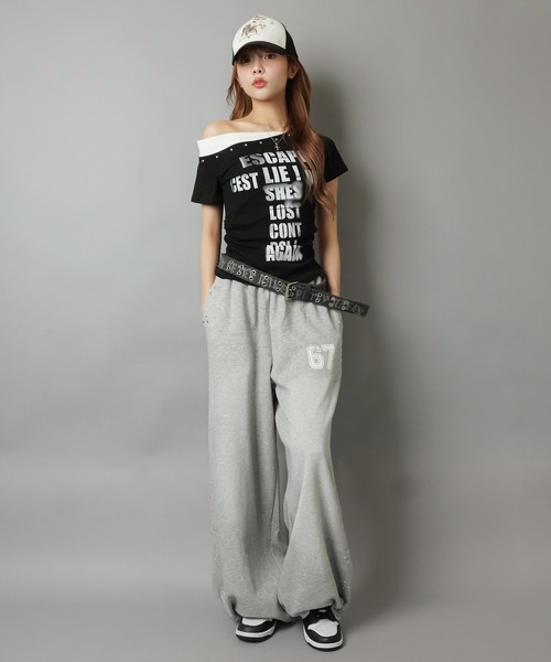 SPINNS(スピンズ)の「ワンショルTシャツ/ロゴ/平成ギャル(Tシャツ/カットソー・レディース・ブラック/ピンク/ホワイト・ONESIZE)」の15枚目の写真