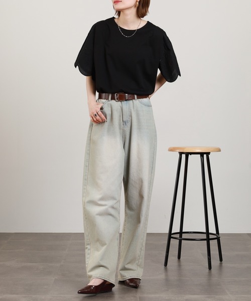 Anna Nicola(アンナニコラ)の「Anna Nicola 刺繍フレアスリーブカットソー 半袖(Tシャツ/カットソー・レディース・オフホワイト/ブラック・38)」の3枚目の写真