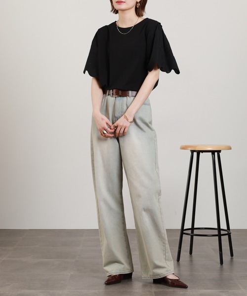 Anna Nicola(アンナニコラ)の「Anna Nicola 刺繍フレアスリーブカットソー 半袖(Tシャツ/カットソー・レディース・オフホワイト/ブラック・38)」の4枚目の写真