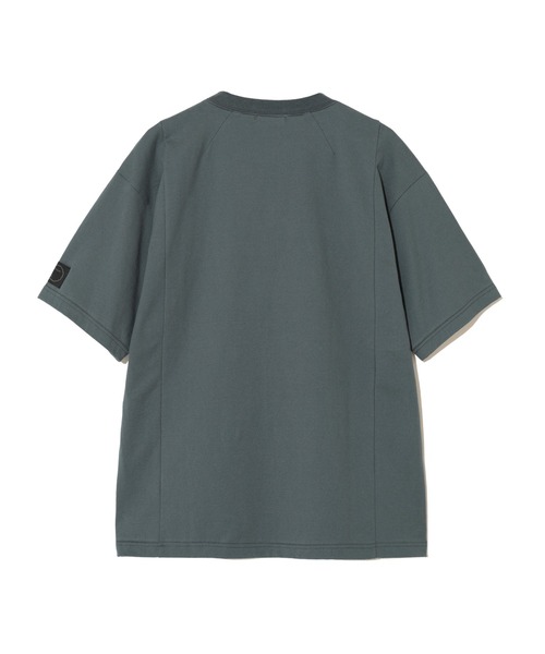 UNDERCOVER(アンダーカバー)の「UP2F4804(Tシャツ/カットソー・メンズ・オフホワイト/ブラック/ブルーグレー・3/2/4)」の11枚目の写真
