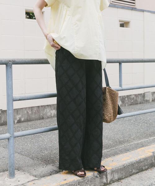 ITEMS URBANRESEARCH（アイテムズ アーバンリサーチ）の「コットンレースパンツ（その他パンツ・レディース・ホワイト/ブラック・FREE）」の2枚目の写真