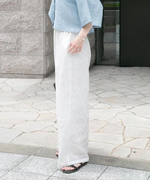 ITEMS URBANRESEARCH（アイテムズ アーバンリサーチ）の「コットンレースパンツ（その他パンツ・レディース・ホワイト/ブラック・FREE）」の3枚目の写真