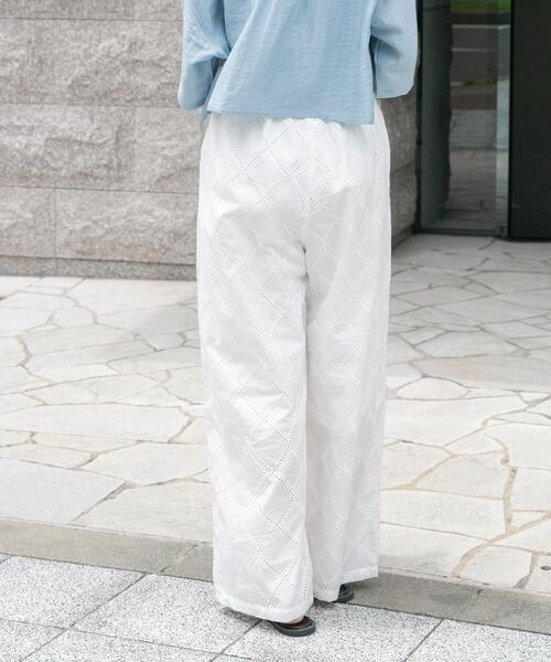 ITEMS URBANRESEARCH（アイテムズ アーバンリサーチ）の「コットンレースパンツ（その他パンツ・レディース・ホワイト/ブラック・FREE）」の4枚目の写真