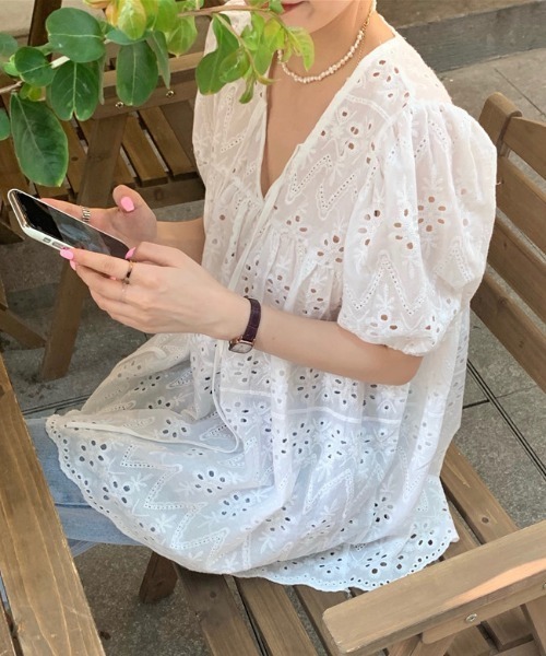 Vipoa(ヴィポア)の「French lace puff blouse(シャツ/ブラウス・レディース・ホワイト・FREE)」の6枚目の写真