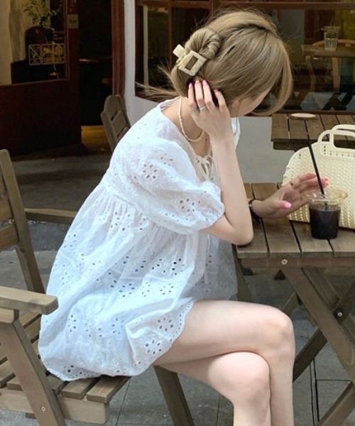 Vipoa(ヴィポア)の「French lace puff blouse(シャツ/ブラウス・レディース・ホワイト・FREE)」の4枚目の写真