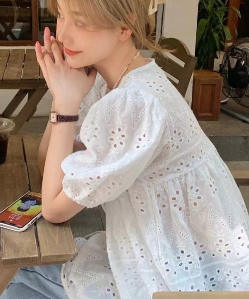 Vipoa(ヴィポア)の「French lace puff blouse(シャツ/ブラウス・レディース・ホワイト・FREE)」の3枚目の写真