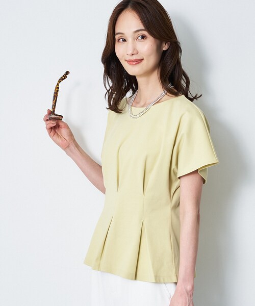 Reflect(リフレクト)の「【UVカット/接触冷感/吸水速乾】タックデザインフレアトップス(Tシャツ/カットソー・レディース・ダークブラウン/ネイビー/ホワイト/ライトイエロー系・09/11/13)」の17枚目の写真