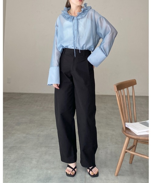 She's Closet(シーズクローゼット)の「長袖 Vネック フリルカラー オーバーサイズ シアーブラウス(シャツ/ブラウス・レディース・イエロー/ブルー/ブラック/ホワイト・FREE)」の22枚目の写真