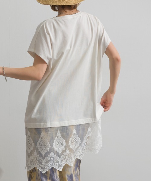le colis(ルコリ)の「裾レース半袖チュニック(Tシャツ/カットソー・レディース・チャコールグレー/オレンジ/オフホワイト/ブルー・FREE)」の6枚目の写真