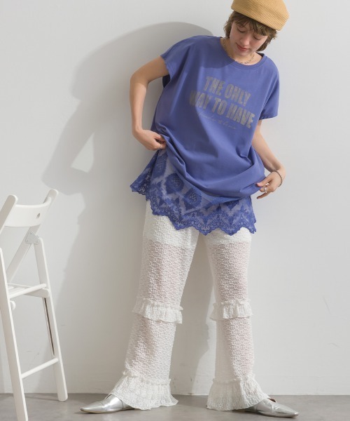le colis(ルコリ)の「裾レース半袖チュニック(Tシャツ/カットソー・レディース・チャコールグレー/オレンジ/オフホワイト/ブルー・FREE)」の18枚目の写真