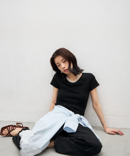 Lutim by u(ルチバイユー)の「バックオープンリボントップス(Tシャツ/カットソー・レディース・レッド/ブラック/ホワイト・FREE)」の13枚目の写真