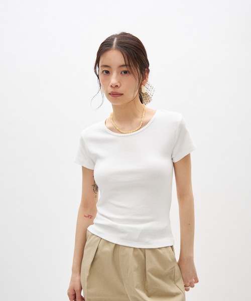 Lutim by u(ルチバイユー)の「バックオープンリボントップス(Tシャツ/カットソー・レディース・レッド/ブラック/ホワイト・FREE)」の11枚目の写真