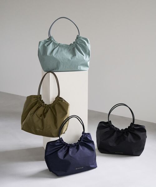 LANVIN en Bleu(ランバンオンブルー)の「ギャザートートバッグ(トートバッグ・レディース・ネイビー/カーキ/ブラック/ライトカーキ・FREE)」の6枚目の写真