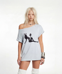 EESSAY（エッセイ）の「READING BUNNY GIRL TEE - SKY BLUE（Tシャツ/カットソー）」