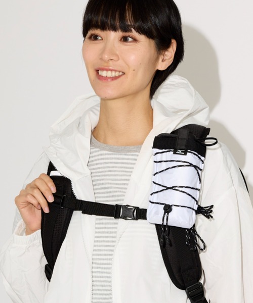 MIZUNO(ミズノ )の「遮光100% 遮熱 晴雨兼用 折りたたみ日傘 ハンズフリー(折りたたみ傘・レディース・ホワイト/ダークブルー/ブラック/グレー・FREE)」の13枚目の写真