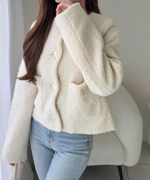 mily bilet（ミウィビレット）の「【mily bilet】上品フェミニンの代表格♪触り心地に遊び心あり。ゴールドボタン ウェーブノーカラージャケット（ノーカラージャケット・レディース・グレー/ブラック/アイボリー・LARGE/SMALL/MEDIUM/X-LARGE）」の8枚目の写真