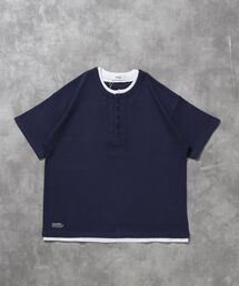 【FFEIN(フェイン)】フェイクレイヤードヘンリーネックショート丈Tシャツ/ Tシャツ ヘンリーネック 半袖 レイヤード ワンポイント シンプル 【短丈】
