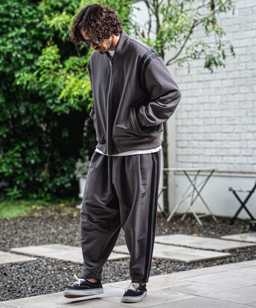 CAMBIO(カンビオ)の「mp15173- ストレッチサイドラインテーパードパンツ(CMB-R0228)(スウェットパンツ・メンズ・チャコール/ブラック/ネイビー・L/M/S)」の15枚目の写真