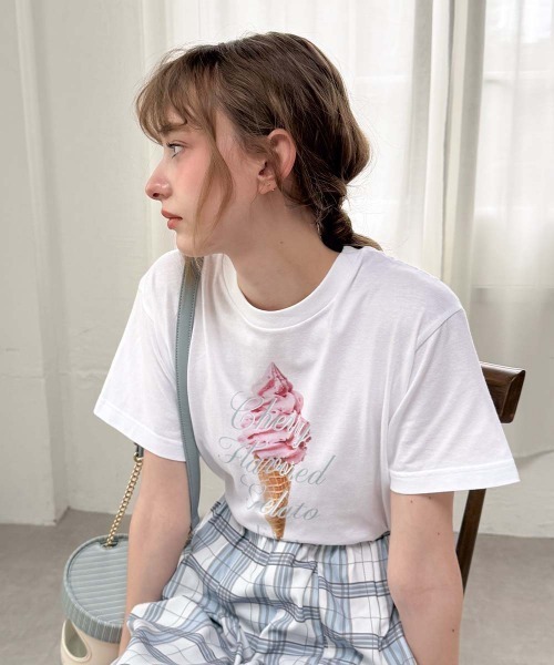 F i.n.t(フィント)の「スウィーツプリントTシャツ/fint フィント(Tシャツ/カットソー・レディース・アイボリー系2/アイボリー系1/ホワイト系3/ホワイト系2/ホワイト系1/アイボリー系3・FREE)」の9枚目の写真