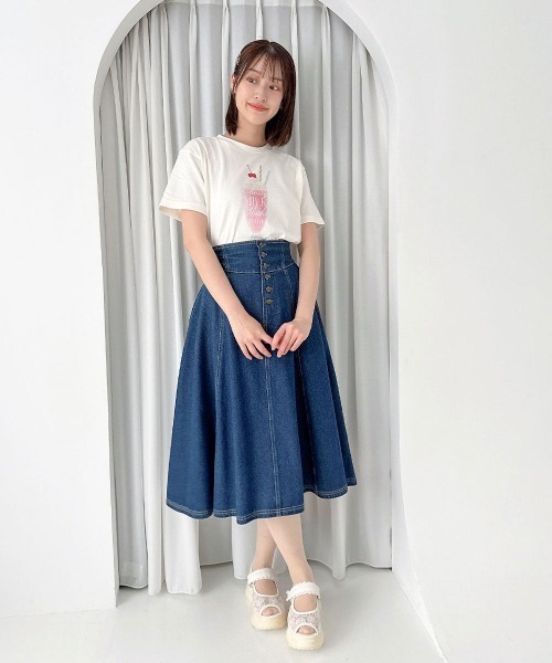 F i.n.t(フィント)の「スウィーツプリントTシャツ/fint フィント(Tシャツ/カットソー・レディース・アイボリー系2/アイボリー系1/ホワイト系3/ホワイト系2/ホワイト系1/アイボリー系3・FREE)」の16枚目の写真
