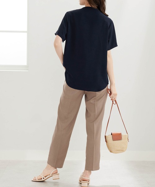 BELLUNA PLUS(ベルーナ)の「お手入れ楽々!レース使いシャツチュニック(チュニック・レディース・ネイビー/イエロー・X-LARGE/LARGE/MEDIUM)」の10枚目の写真