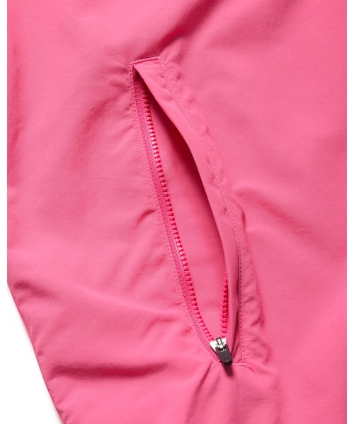 F.C.Real Bristol(エフシーレアルブリストル)の「SUPPLEX NYLON HOODED BLOUSON(ブルゾン・メンズ・ブラック/ピンク/カモフラージュ・XX-LARGE/X-LARGE/LARGE/MEDIUM/SMALL)」の12枚目の写真