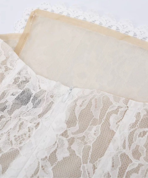 LA POMME petit(ラポミ・プチ)の「Texture Lace Waisted Bustier Dress(ワンピース・レディース・ブラック/ホワイト・FREE)」の6枚目の写真