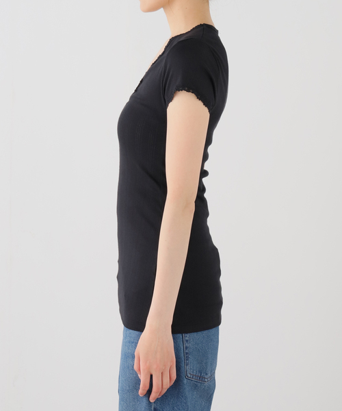 IENA LA BOUCLE(イエナラブークル)の「schiesser シーサー AGATHE shirt(Tシャツ/カットソー・レディース・ブラック/ホワイト・FREE)」の3枚目の写真