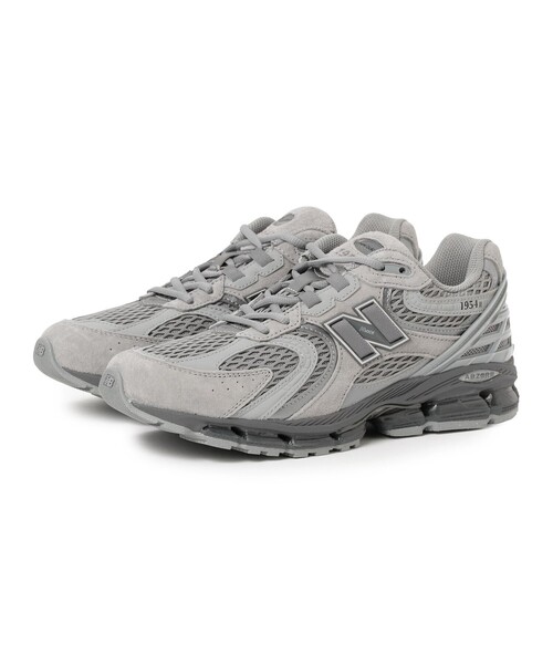 NEW BALANCE(ニューバランス)の「New Balance / U195438R(スニーカー・メンズ・グレー・28.5cm/28.0cm/26.0cm/27.5cm/27.0cm/26.5cm)」の1枚目の写真