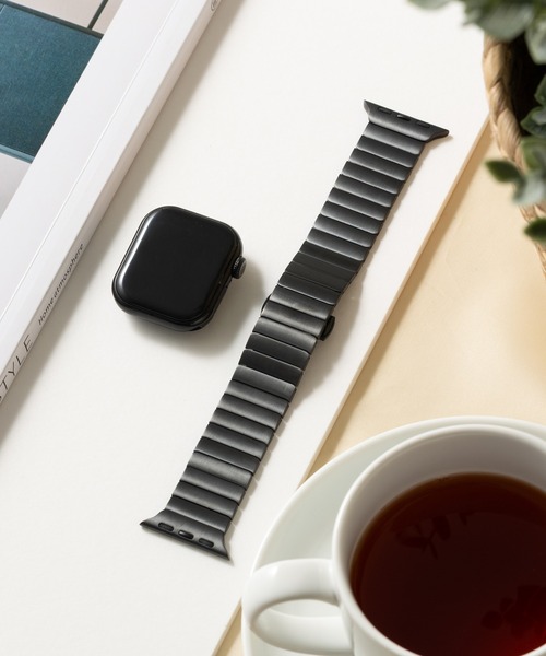 emonique(エモニーク)の「ステンレス製 アップルウォッチバンド Apple Watch バンド【38mm/40mm/41mm 対応】(デジタル腕時計・レディース・ピンクゴールド/ブラック/シルバー/シルバー系/ゴールド・38)」の7枚目の写真
