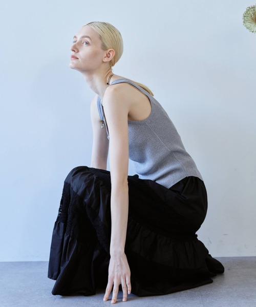 flaeu(フラユ)の「Lace Panel Tiered Skirt(スカート・レディース・ブラック・FREE)」の3枚目の写真
