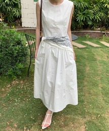 クルーネックノースリーブワンピース