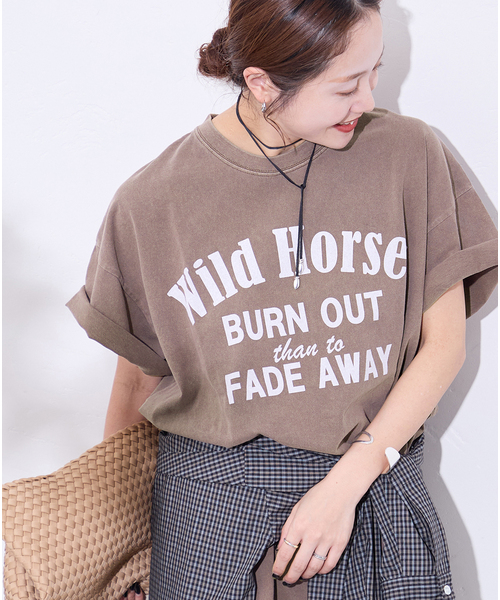 JOURNAL STANDARD(ジャーナルスタンダード)の「《追加4》ラウンドヘムピグメントT(Tシャツ/カットソー・レディース・サックスブルー/チョコ/ベージュ/ホワイト系その他・FREE)」の3枚目の写真