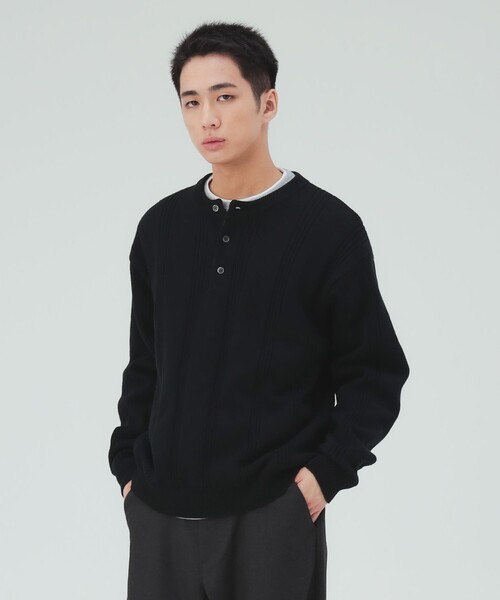 BEAMS HEART（ビームスハート）の「針抜き ヘンリーネック ニット（ニット/セーター・メンズ・ブラウン/ブラック・SMALL/MEDIUM/LARGE）」の10枚目の写真