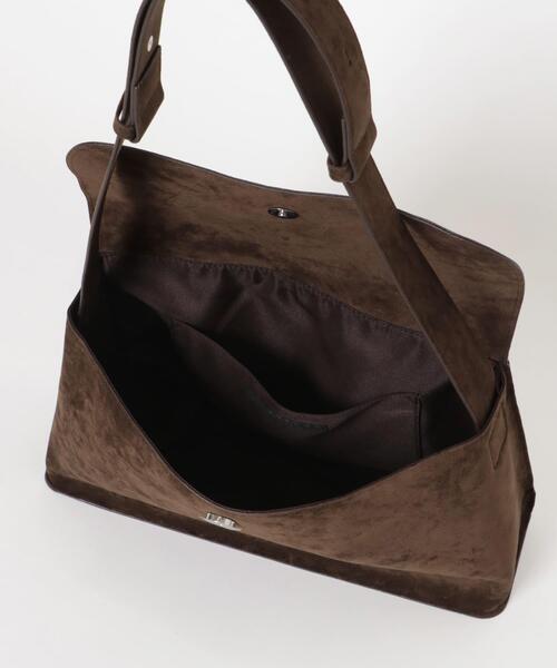 KBF(ケイビーエフ)の「サイドアシンメトリーショルダーBAG(ショルダーバッグ・レディース・ダークブラウン/キャメル・ONE)」の12枚目の写真