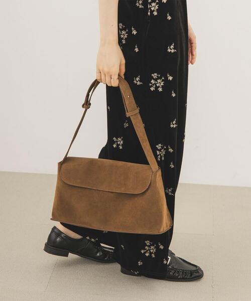 KBF(ケイビーエフ)の「サイドアシンメトリーショルダーBAG(ショルダーバッグ・レディース・ダークブラウン/キャメル・ONE)」の18枚目の写真