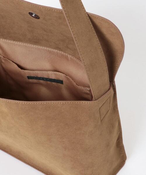 KBF(ケイビーエフ)の「サイドアシンメトリーショルダーBAG(ショルダーバッグ・レディース・ダークブラウン/キャメル・ONE)」の21枚目の写真