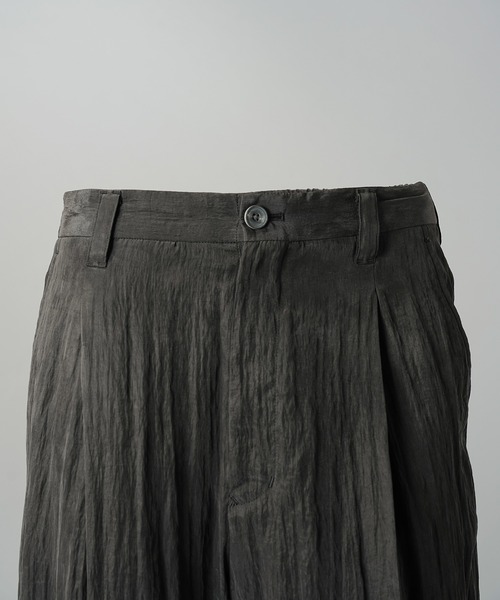 MAISON SPECIAL(メゾンスペシャル)の「《UNISEX》ドレープフィブリルプライムワイドワンタックスラックス/Drape Fibrillated Prime-Wide One-tuck Slacks【MAISON SPECIAL/メゾンスペシャル】■セットアップ対応■(スラックス・メンズ・ネイビー/ブラック/パープル/グレイッシュベージュ・0/1/2)」の13枚目の写真