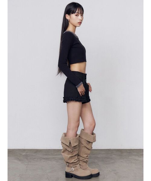 EMODA(エモダ)の「ヘムフリルショートパンツ(その他パンツ・レディース・ブラック/ブラウン/グレー・SMALL/MEDIUM)」の16枚目の写真
