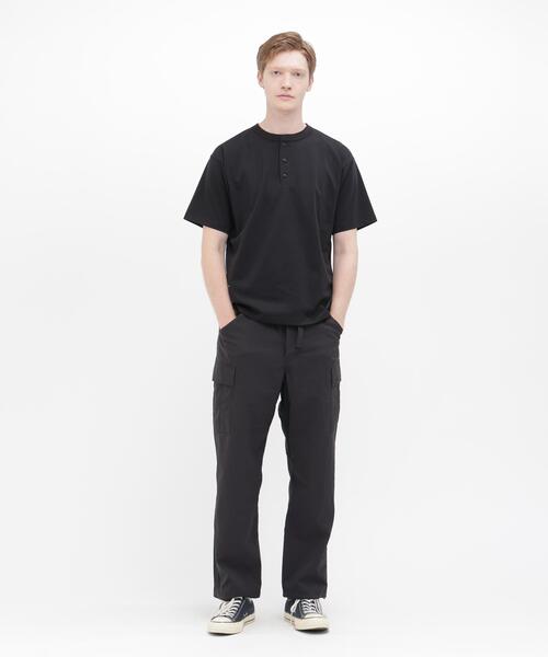 AVIREX(アヴィレックス)の「《URBAN GEAR》HEAT SHIELD HENLEY NECK T-SHIRT / アーバンギア ヒートシールド ヘンリーネック 半袖Tシャツ / AVIREX / アヴィレックス(Tシャツ/カットソー・メンズ・ホワイト/ブラック・MEDIUM/XX-LARGE/X-LARGE/LARGE)」の4枚目の写真