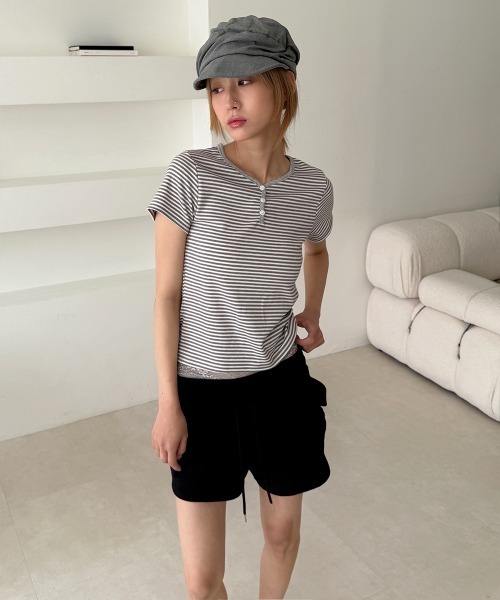 4INT.(フォイント)の「ボーダー ヘンリーネック 配色 半袖 Tシャツ(Tシャツ/カットソー・レディース・ライトブルー/グレー/ミント・FREE)」の16枚目の写真