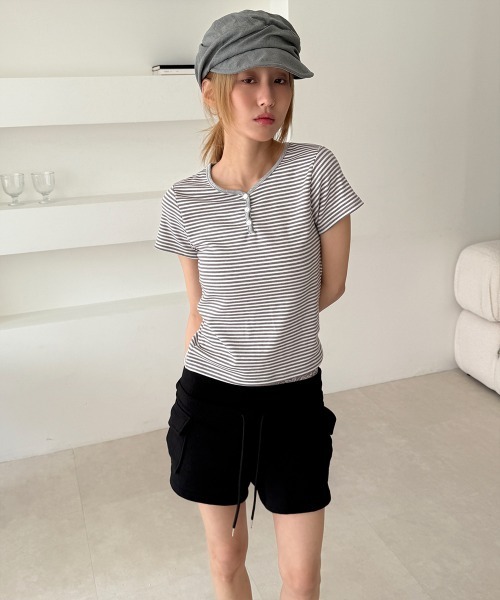4INT.(フォイント)の「ボーダー ヘンリーネック 配色 半袖 Tシャツ(Tシャツ/カットソー・レディース・ライトブルー/グレー/ミント・FREE)」の19枚目の写真